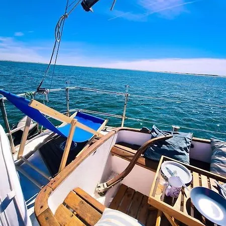 Vega-boat House Botel Ilha da Culatra